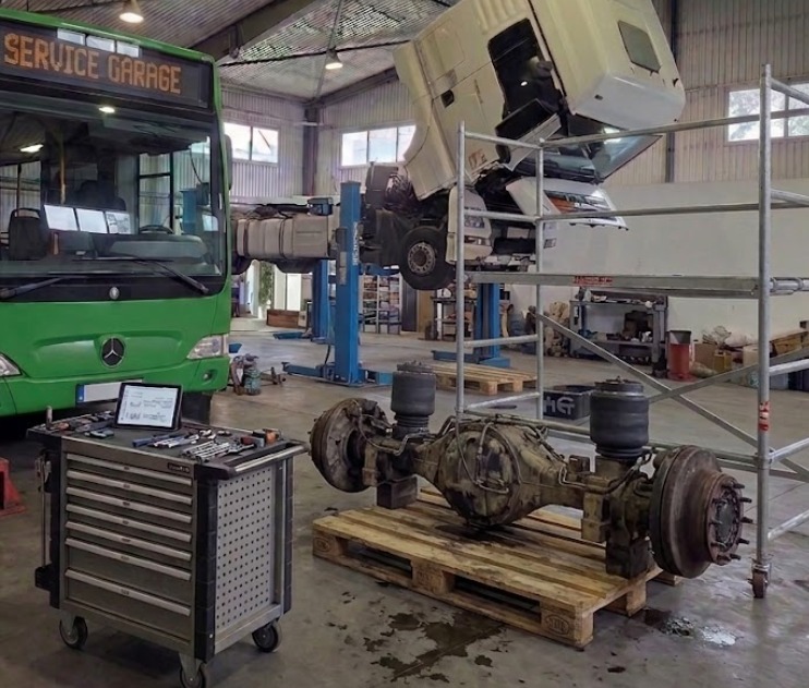 Axă ZF pe palet în atelier InterGas